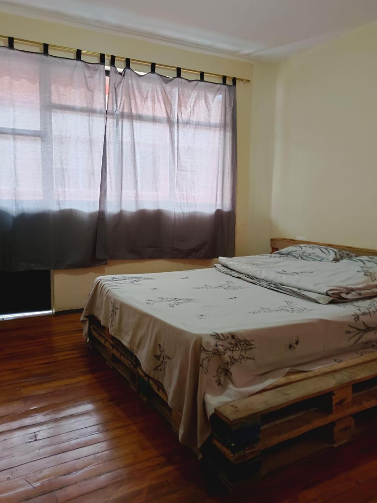 Albergue Camry Backpackers佳美背包客旅馆 Cuenca Exterior foto